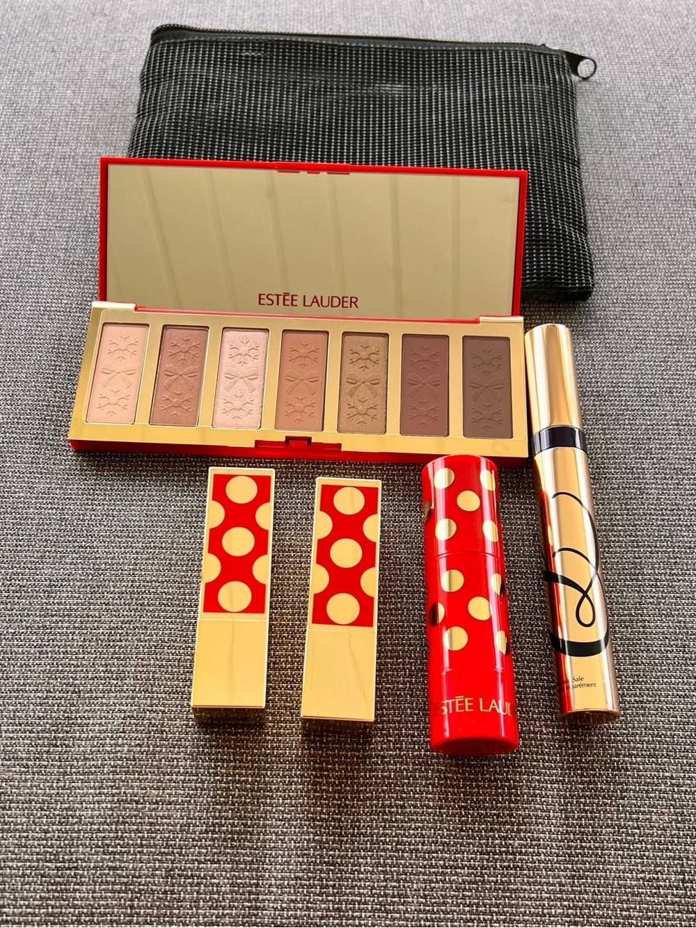 Estee Lauder Eyeshadow Blush Lip and Mascara Set in Mesh Zipper Bag ~ NIB